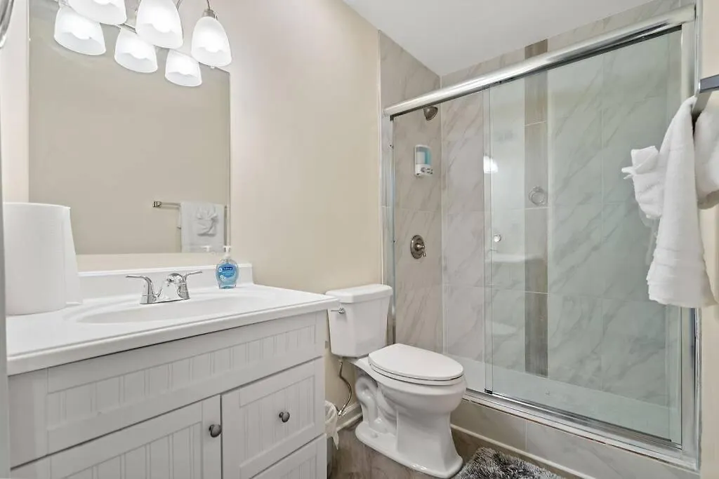 Cozy 2 Bedroom Pineville-Matthews Duplex Sleeps 8 Charlotte